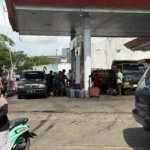 Antrian Solar Di SPBU, Kendaraan Ada Yang Nginap Dijalan Beda Dengan Jergen