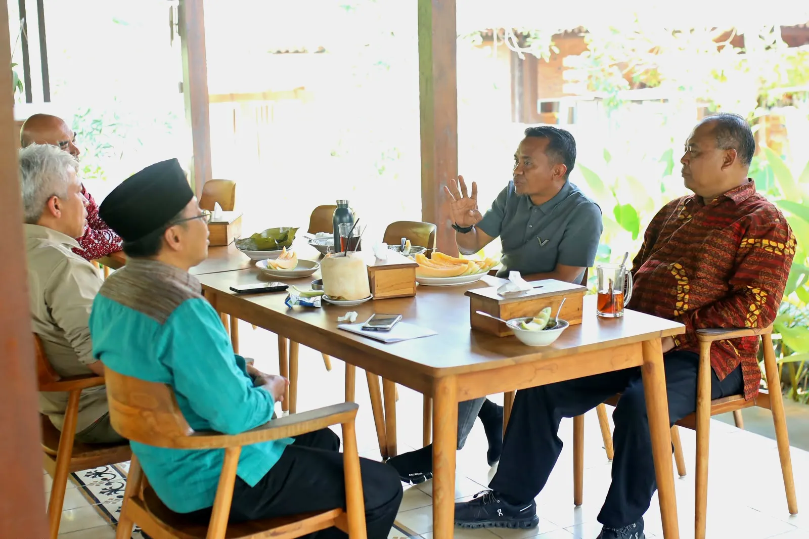 Bupati Bone dan Bupati Sleman Bertukar Gagasan, Perkuat Kolaborasi Pengembangan Potensi Daerah