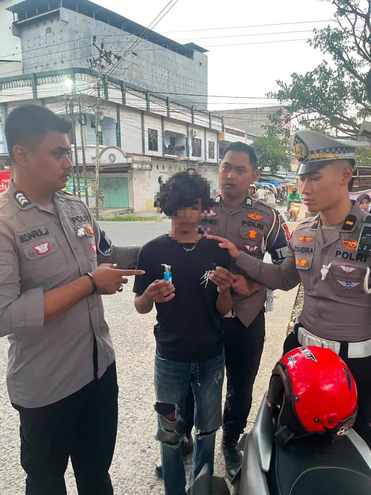 Aksi Sigap Satlantas Polres Bone: Pelanggar Knalpot Brong Ternyata Bawa Sabu, Dua Terduga Pelaku Diringkus