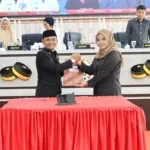 DPRD Bone Sahkan Ranperda Pertanggungjawaban APBD 2025 Jadi Perda, Bupati Apresiasi Sinergi Eksekutif-Legislatif