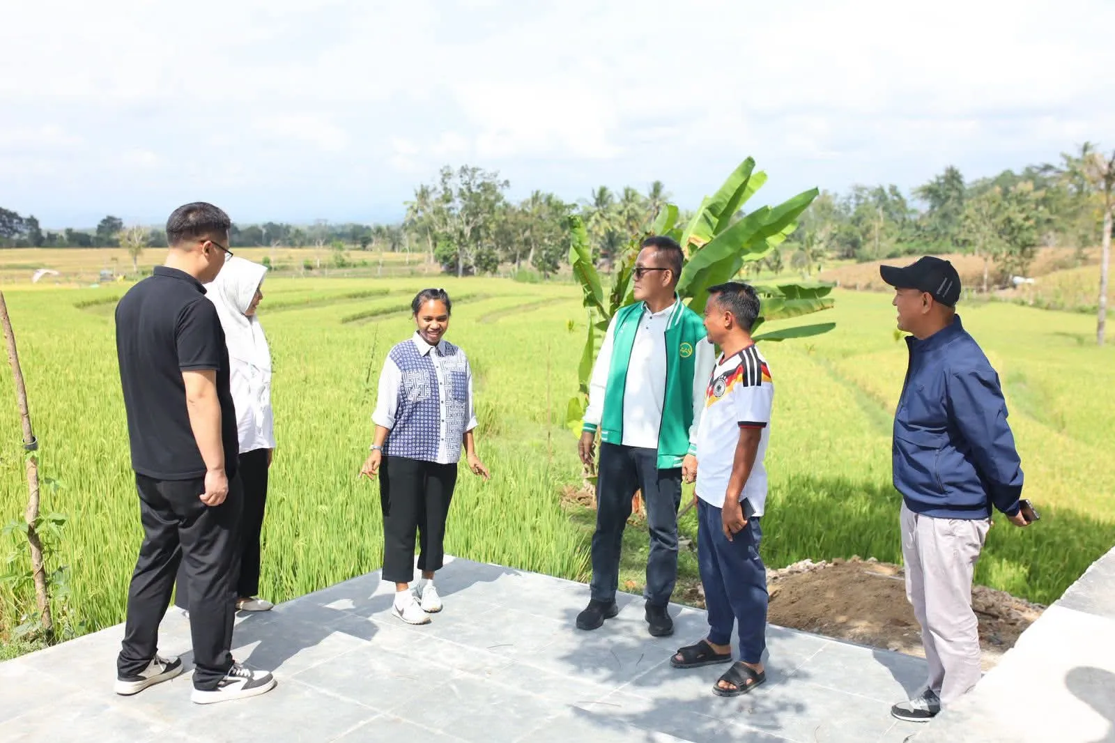 Bupati Bone Sambut Investor Asal China, Siap Bangun Pabrik Pengolahan Kelapa di Amali dan Tellu Siattinge