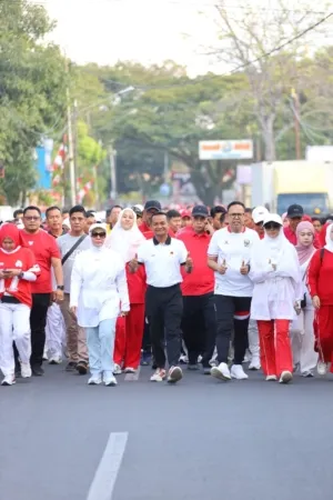 Semarak HUT ke-81 RI di Bone: Ribuan Warga Padati Lapangan Merdeka Watampone dalam Roadshow Kebersamaan