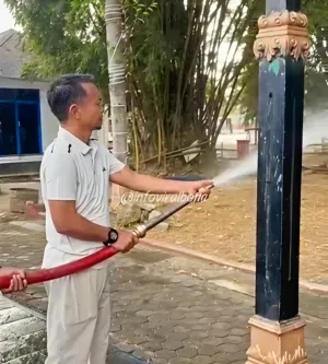 Lapangan Merdeka Watampone Dipantau Langsung, Bupati Bone: Jangan Hanya Ditanam, tapi Harus Dirawat!