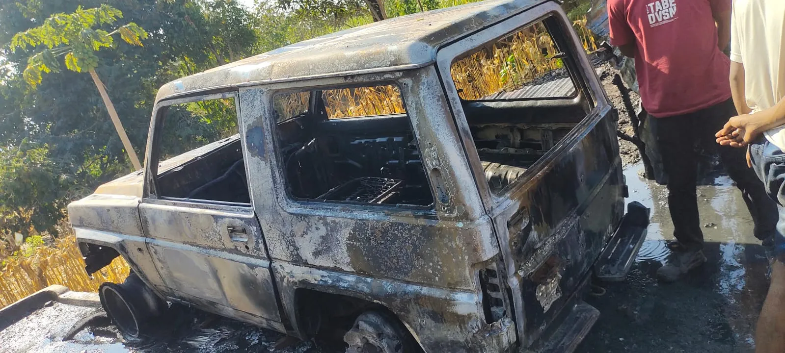 Si Jago Merah Mengamuk di Libureng: Mobil Feroza Ludes Terbakar, Kerugian Capai Puluhan Juta