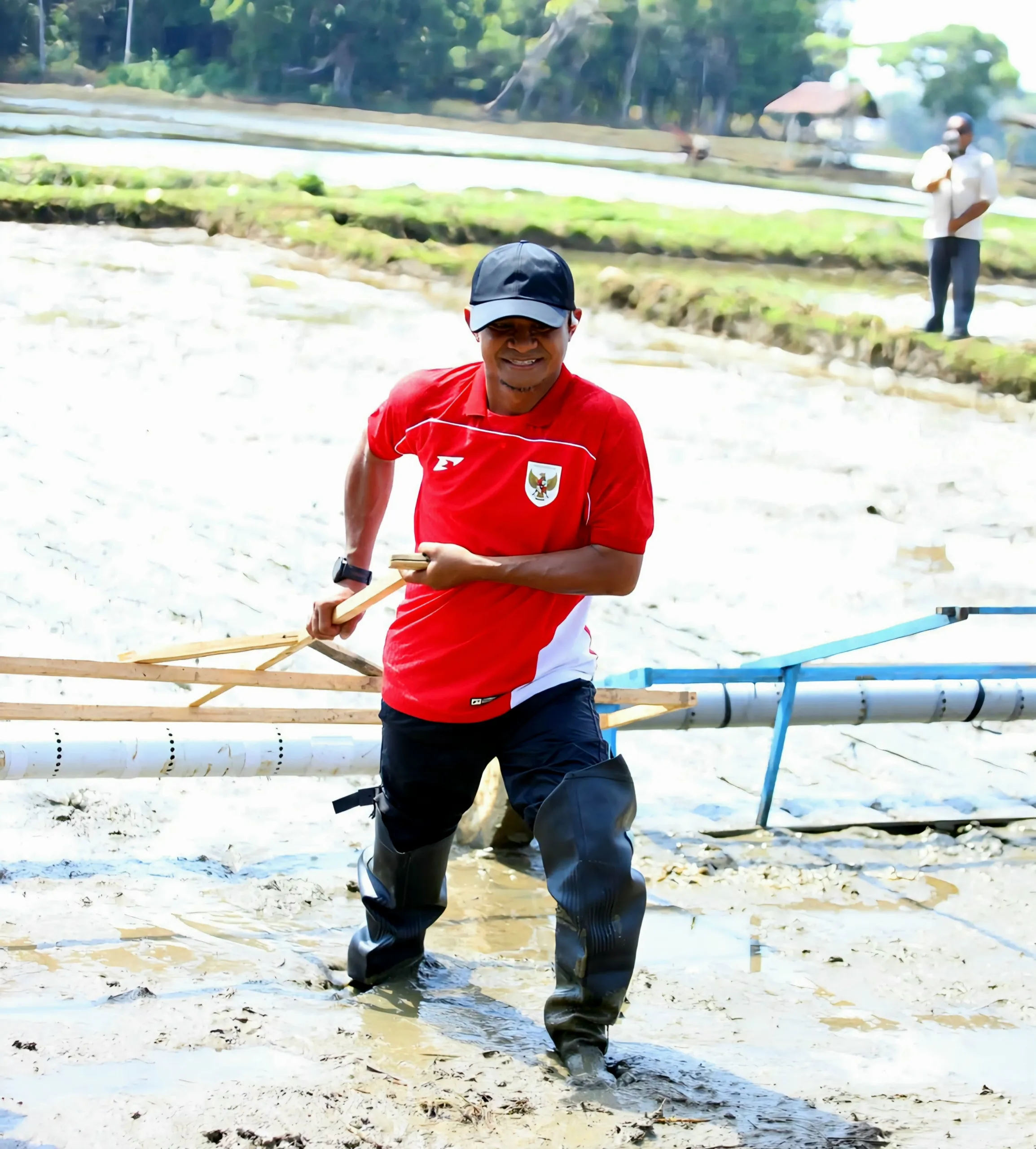 Gelora Sumpah Pemuda dari Tanah Gersang: Bupati Bone Kobarkan Semangat Petani Muda Hadapi Krisis Iklim