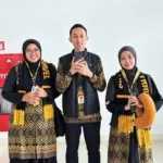 Wujud Nyata Apresiasi Pengabdian, Bupati Bone Berangkatkan Tiga Pegawai Teladan ke Tanah Suci