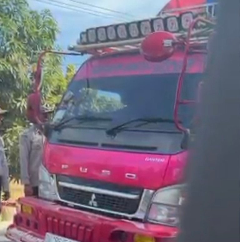 Skandal Solar 14 Ton di Bone-Sinjai: Modus Angkut Dedak Terbongkar, Lolosnya Pengiriman Tujuan Larompong Diduga Milik Warga Kajuara