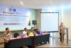 Perkuat Tata Kelola Pemerintahan dan Pengawasan, Anggota DPRD Bone Ikuti Bimtek Strategis di Makassar